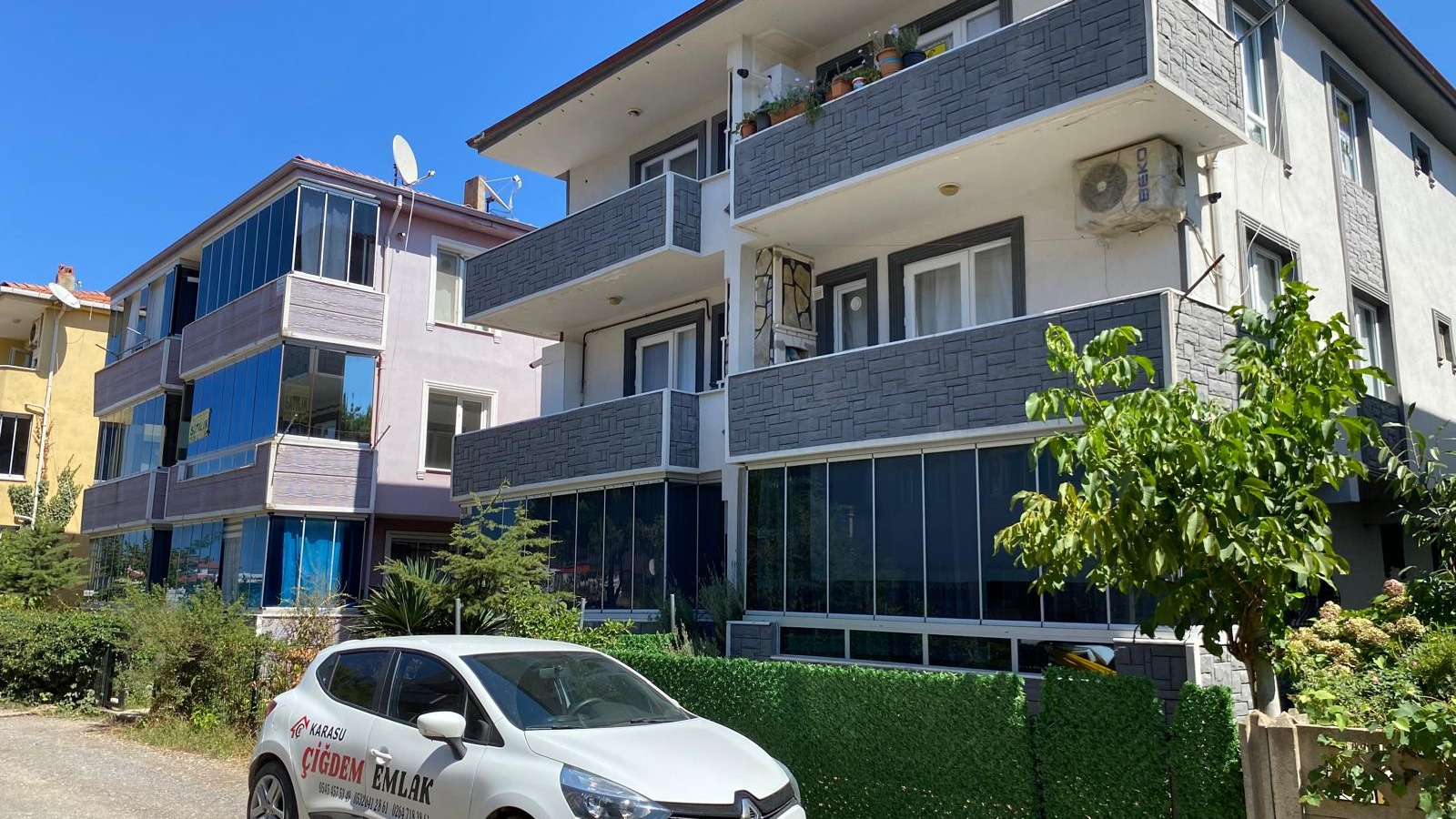 DENİZ MANZARALI & FULL EŞYALI & KOMBİLİ, KARASU ÇİĞDEM EMLAKTAN